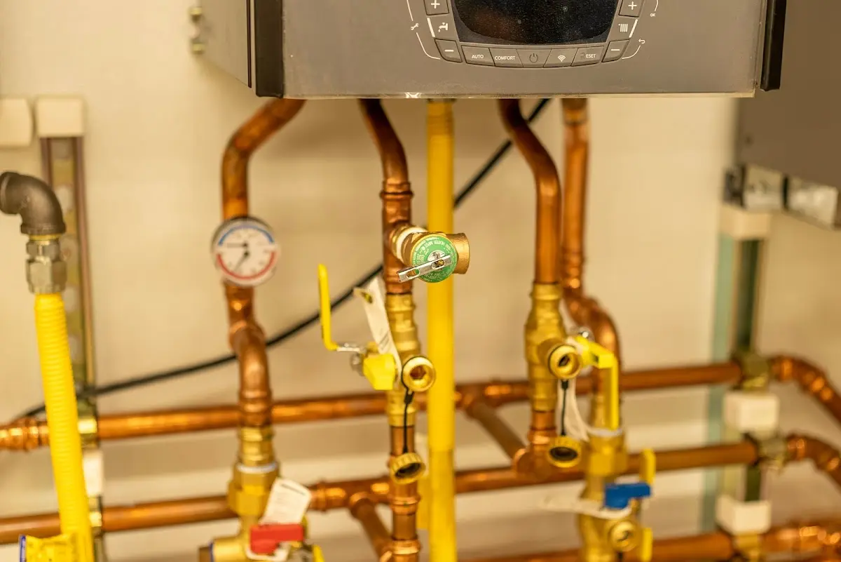 Licensed technician providing Emergency Plumbing for a homeowner in Big Pine Key